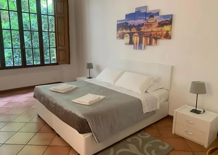 Vatican Germanico 107 Апартаменты Рим