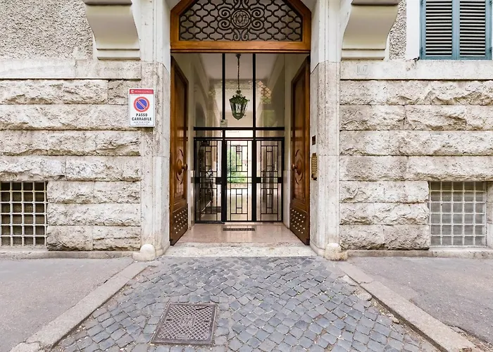 Vatican Germanico 107 Апартаменты Рим